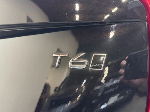 Used 2016 Volvo XC90 T6 Momentum w/ Momentum Plus Package image 8