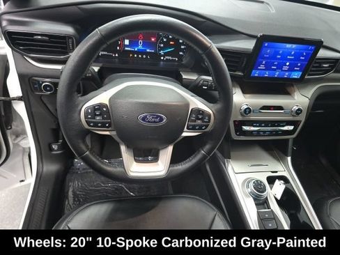 Used 2023 Ford Explorer XLT w/ Equipment Group 202A AWD/4WD image 17