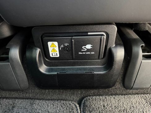 Used 2023 Hyundai Ioniq 5 Limited RWD image 50