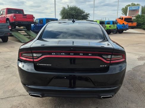 Certified 2018 Dodge Charger SXT Plus image 6