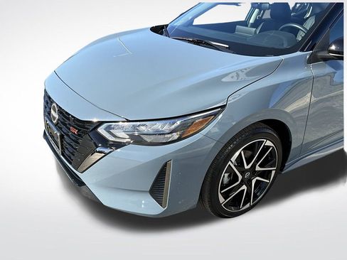 Certified 2024 Nissan Sentra SR w/ SR Premium Package image 25