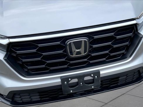 Used 2023 Honda CR-V LX image 32