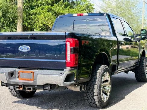 Used 2023 Ford F250 Lariat w/ Lariat Ultimate Package AWD/4WD image 12