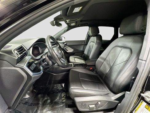 Used 2020 Audi Q3 2.0T Premium w/ Convenience Package image 13