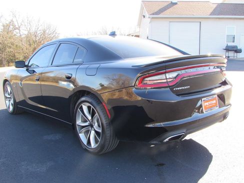 Used 2015 Dodge Charger R/T w/ Wheels & Tunes Group image 5