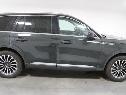 Used 2023 Lincoln Aviator Reserve w/ Equipment Group 201A image 11