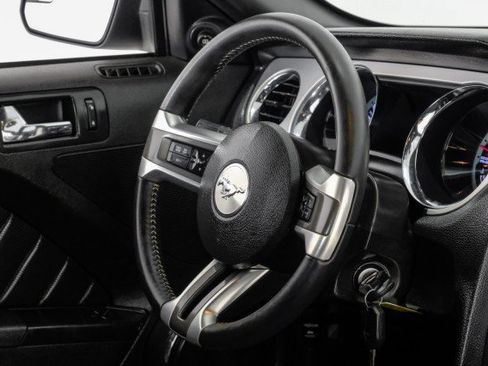 Used 2013 Ford Mustang GT Premium w/ GT Coupe Accessory Pkg 5 RWD image 12