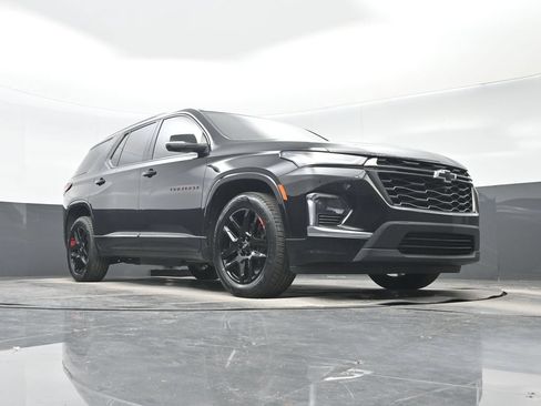 Used 2023 Chevrolet Traverse Premier w/ Redline Edition FWD image 33