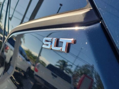 Used 2019 GMC Terrain SLT w/ Preferred Package image 11