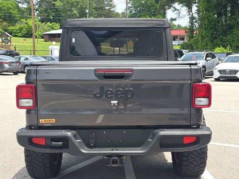 Used 2021 Jeep Gladiator Sport AWD/4WD image 4