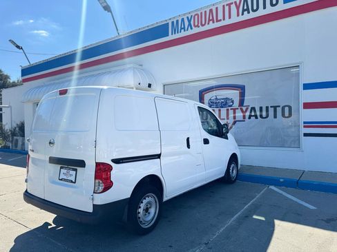 Used 2020 Nissan NV200 S image 29
