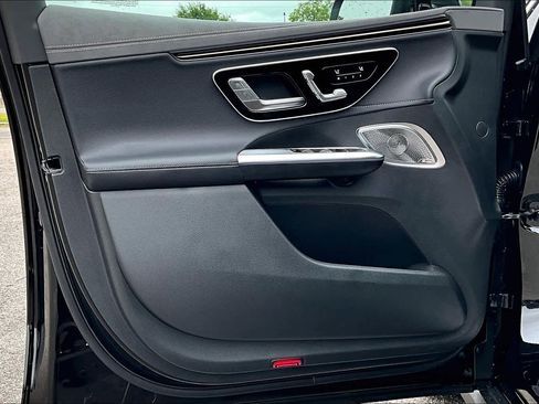 Used 2024 Mercedes-Benz EQE 350+ SUV image 10