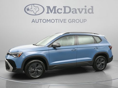 Used 2025 Volkswagen Taos S FWD image 5