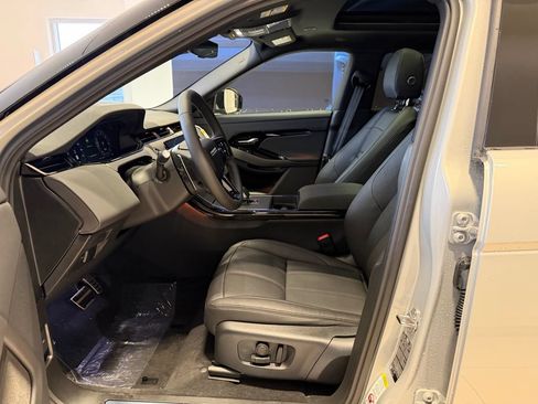 New 2026 Land Rover Range Rover Evoque Dynamic SE AWD/4WD image 8