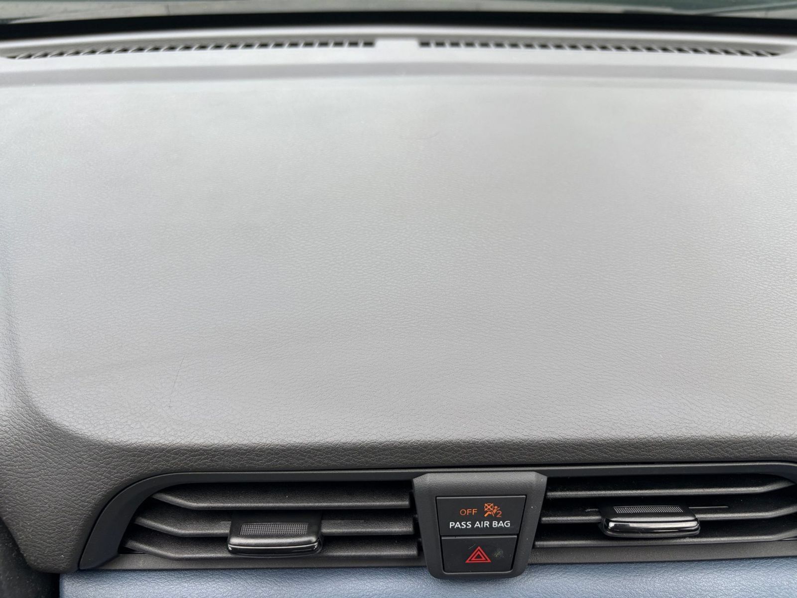 Used 2025 Nissan Versa SV FWD image 16