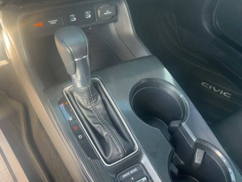 Used 2025 Honda Civic Sport image 23