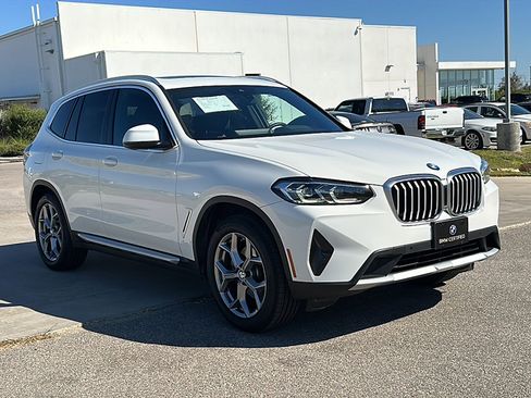 Certified 2024 BMW X3 xDrive30i w/ Premium Package image 10