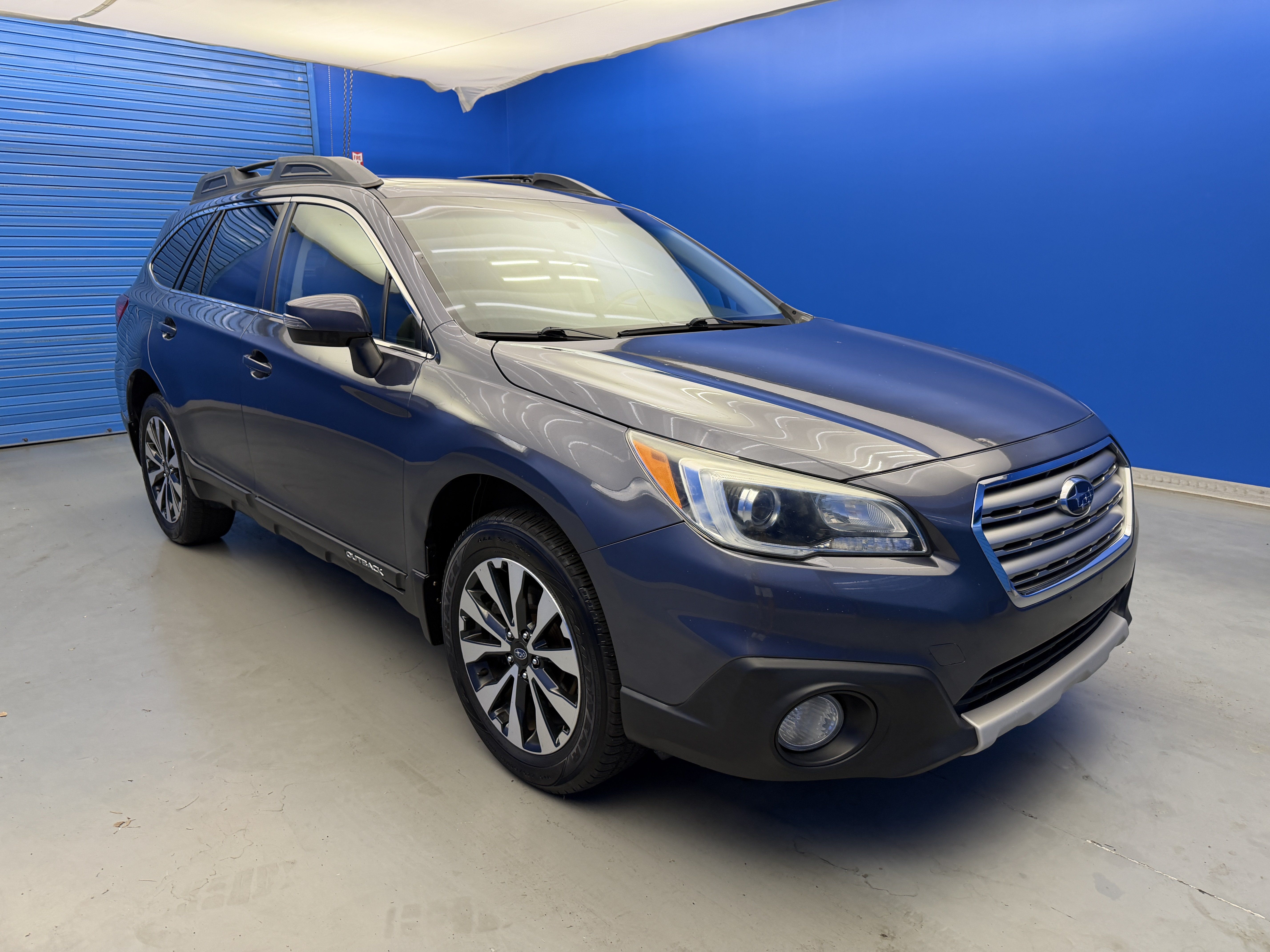 Used 2015 Subaru Outback 2.5i Limited AWD/4WD image 2