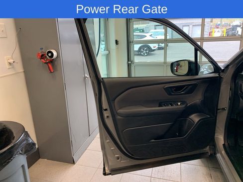 Used 2025 Subaru Forester Premium w/ Convenience Package #1 image 13