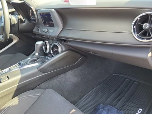 Used 2024 Chevrolet Camaro LT image 18