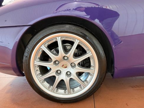 Used 2001 Porsche 911 Carrera image 19