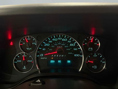 Used 2025 GMC Savana 2500 RWD image 17