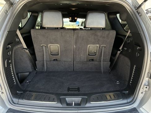 Used 2025 Dodge Durango GT AWD/4WD image 23