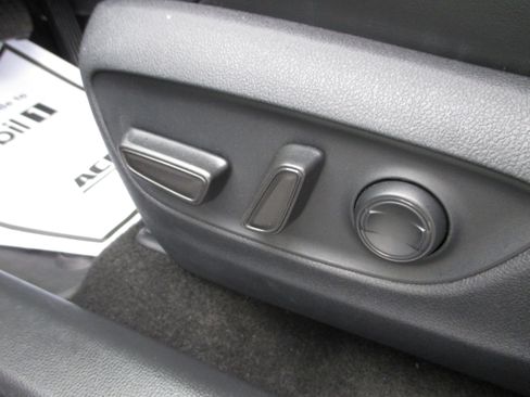 Used 2024 Toyota RAV4 XSE image 17