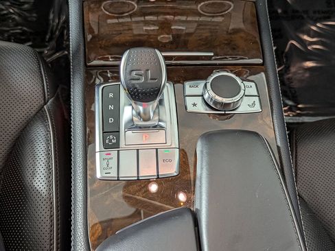 Used 2013 Mercedes-Benz SL 550 SL 550 image 35