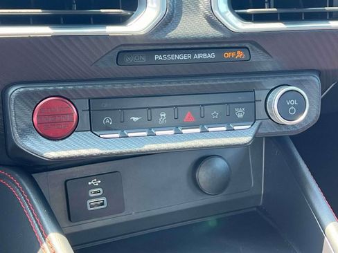 Used 2025 Ford Mustang GT Premium RWD image 31