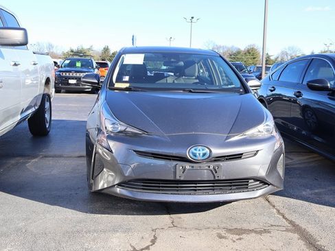 Used 2017 Toyota Prius Four Touring image 6
