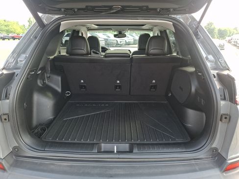 Used 2021 Jeep Cherokee Limited AWD/4WD image 28