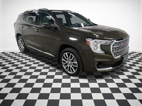 Used 2023 GMC Terrain Denali w/ Denali Premium Package image 1