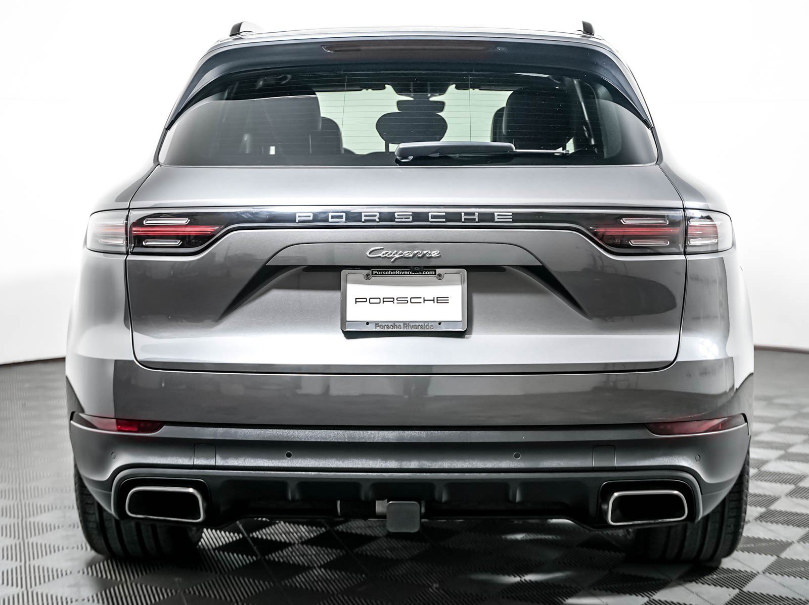 Certified 2023 Porsche Cayenne AWD/4WD image 11
