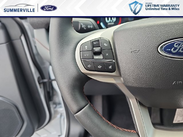 New 2026 Ford Explorer Active RWD image 21
