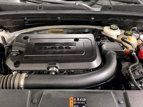 Used 2023 Buick Envision Preferred AWD/4WD image 10