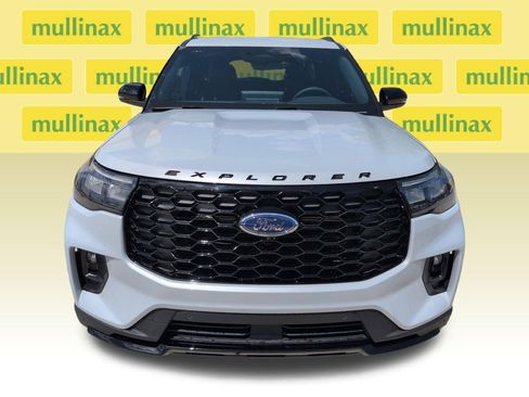 New 2026 Ford Explorer ST-Line RWD image 13