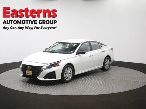 Used 2024 Nissan Altima 2.5 S FWD image 54