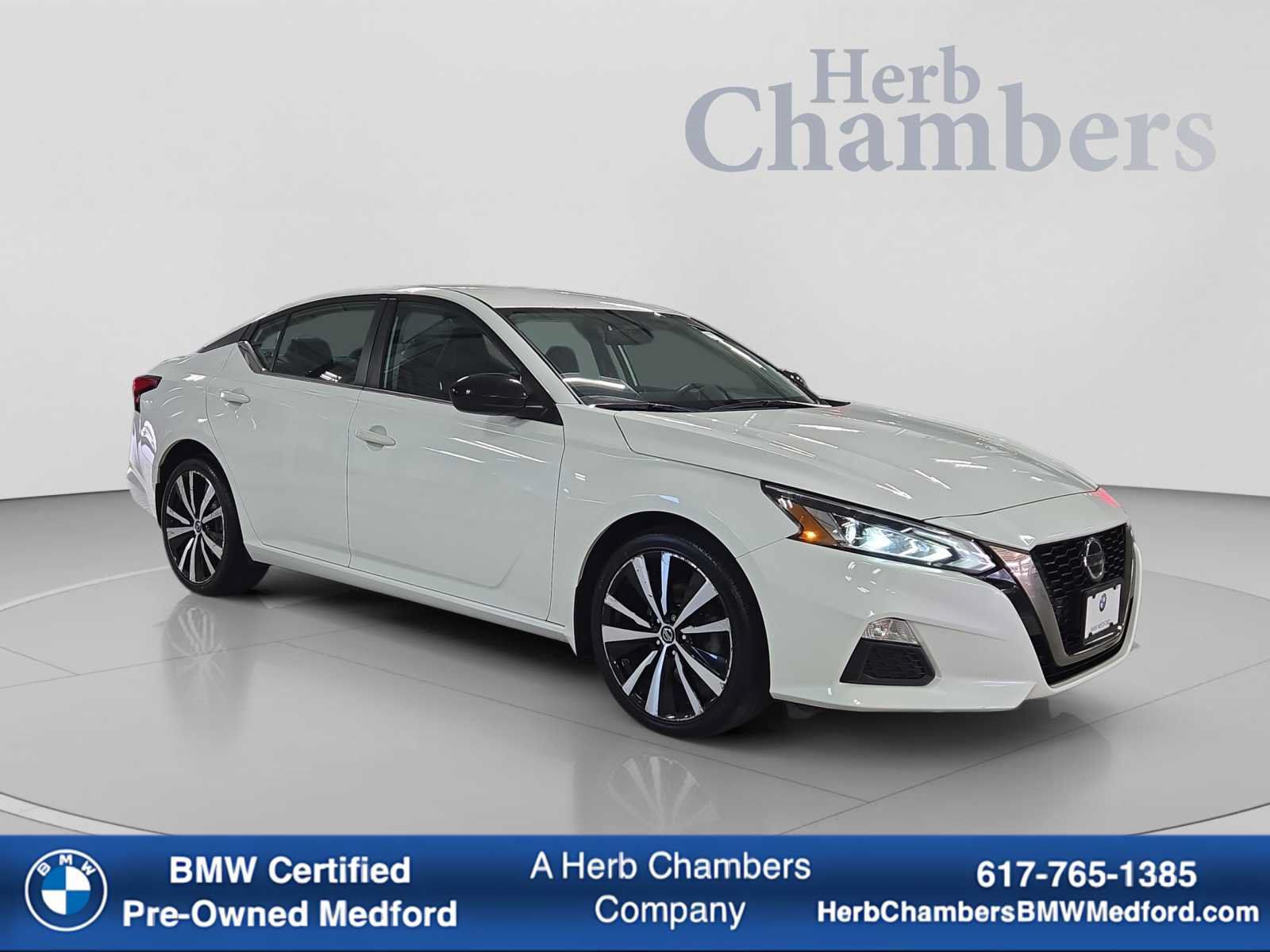 Used 2019 Nissan Altima 2.5 SR AWD/4WD image 1