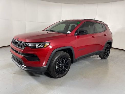 New 2026 Jeep Compass Latitude w/ Quick Order Package 29K AWD/4WD image 4
