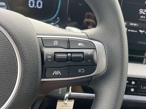 New 2025 Kia Sportage LX image 21