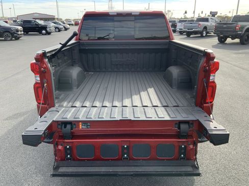 Used 2023 Chevrolet Silverado 1500 High Country image 14