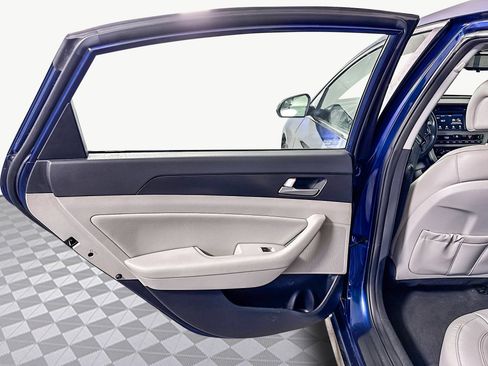 Used 2017 Hyundai Sonata Sport w/ Value Edition Package 02 image 26