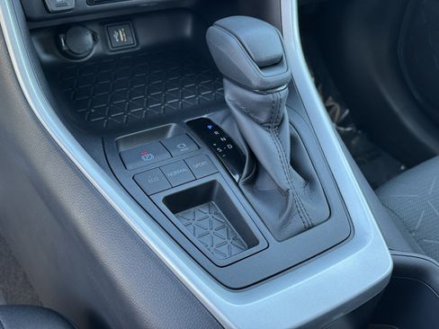 New 2025 Toyota RAV4 XLE image 19