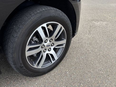Used 2024 Ford Expedition Limited RWD image 35