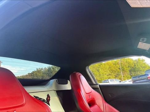 Used 2017 Chevrolet Corvette Stingray Convertible RWD image 25