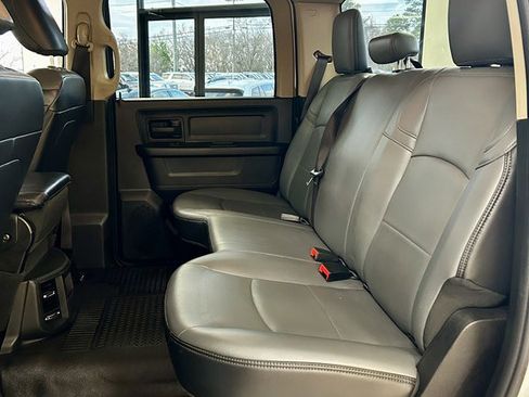 Used 2020 RAM 3500 Tradesman w/ Chrome Appearance Group image 17