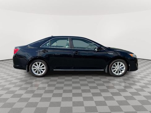 Used 2012 Toyota Camry XLE w/ Leather Pkg FWD image 8