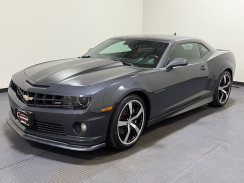 Used 2010 Chevrolet Camaro SS w/ LPO, Ground Effects Package RWD image 1