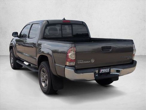 Used 2014 Toyota Tacoma PreRunner w/ SR5 Package RWD image 8
